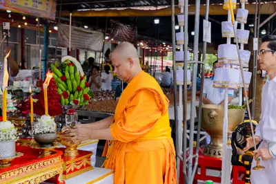 ประมวลภาพพิธีบวงสรวงสมโภช ครบ ๓๗ ปี องค์เทวสุวรรณพรหมาสูติเทพ และท้าวเวสสุวรรณโณ วัดจุฬามณี