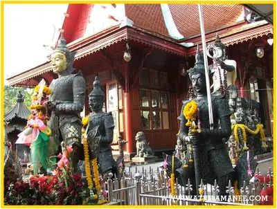 บรรยากาศภายในวัดจุฬามณี — ศาลา องค์เทพ ท้าวเวสสุวรรณ และบริเวณวัด (หน้า /visit)