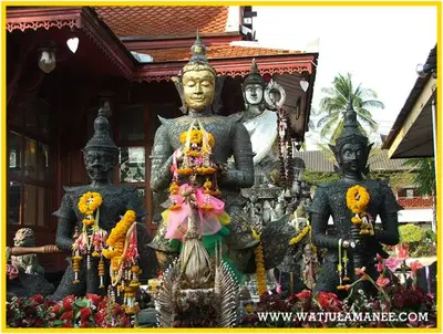 บรรยากาศภายในวัดจุฬามณี — ศาลา องค์เทพ ท้าวเวสสุวรรณ และบริเวณวัด (หน้า /visit)