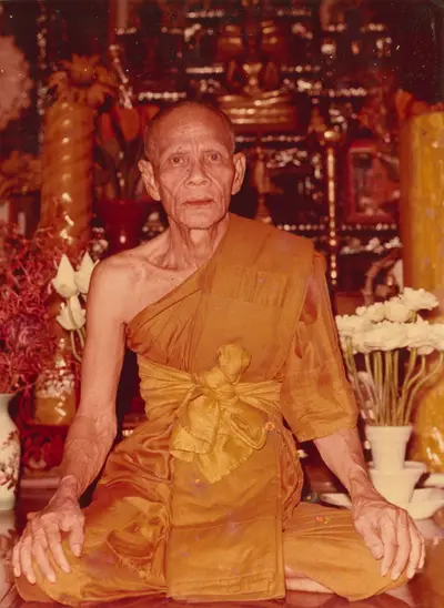 ภาพหลวงพ่อเนื่อง โกวิโท เจ้าอาวาสวัดจุฬามณี