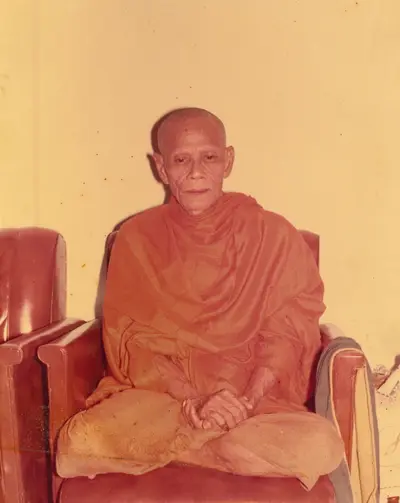 ภาพหลวงพ่อเนื่อง โกวิโท เจ้าอาวาสวัดจุฬามณี