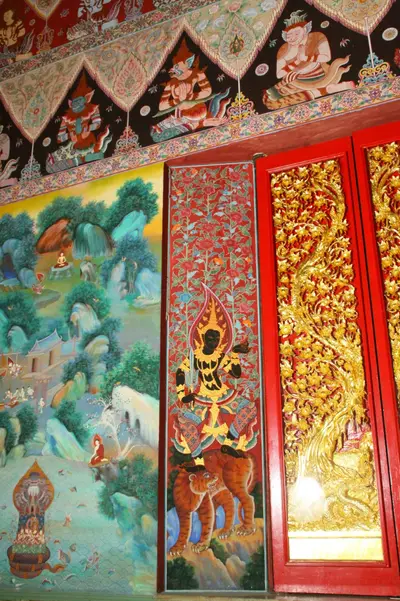 จิตรกรรมฝาผนังและศิลปกรรมภายในพระอุโบสถหินอ่อนจตุรมุข วัดจุฬามณี