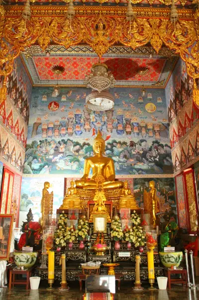 จิตรกรรมฝาผนังและศิลปกรรมภายในพระอุโบสถหินอ่อนจตุรมุข วัดจุฬามณี