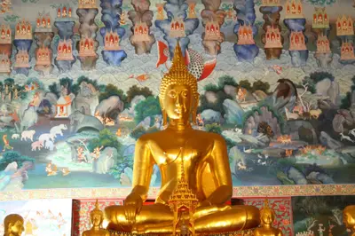 จิตรกรรมฝาผนังและศิลปกรรมภายในพระอุโบสถหินอ่อนจตุรมุข วัดจุฬามณี