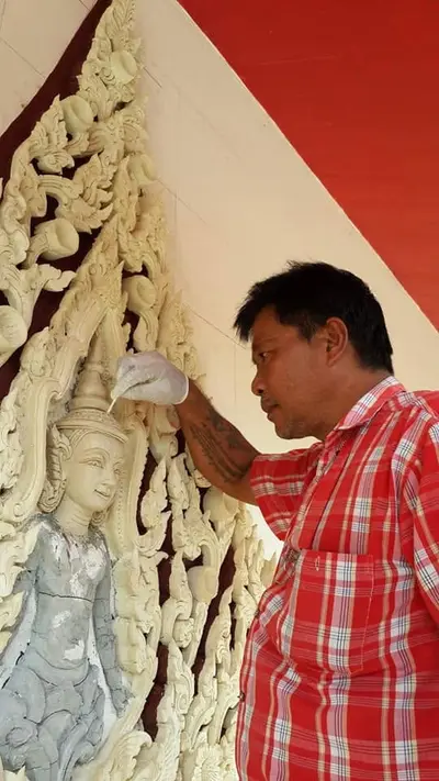 งานศิลป์ปูนปั้นวิหารพระพุทธโสภิตมุณี วัดจุฬามณี อำเภออัมพวา จังหวัดสมุทรสงคราม