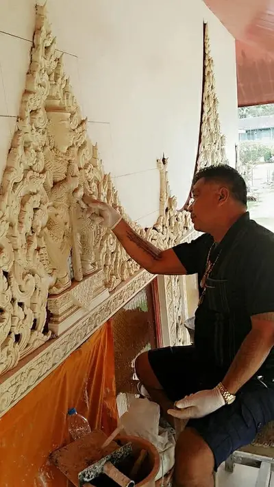 งานศิลป์ปูนปั้นวิหารพระพุทธโสภิตมุณี วัดจุฬามณี อำเภออัมพวา จังหวัดสมุทรสงคราม