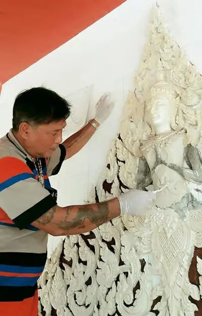 งานศิลป์ปูนปั้นวิหารพระพุทธโสภิตมุณี วัดจุฬามณี อำเภออัมพวา จังหวัดสมุทรสงคราม