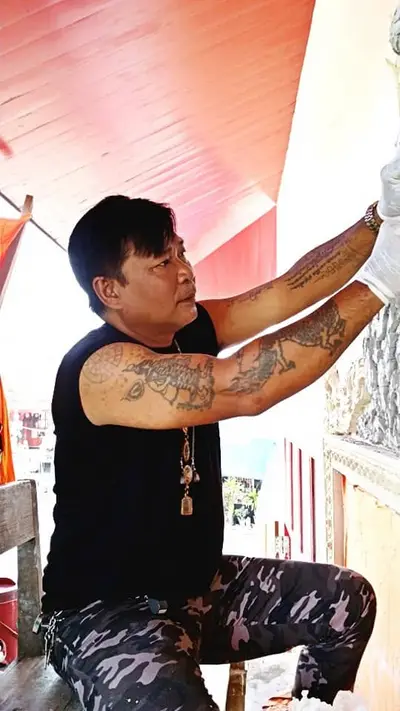 งานศิลป์ปูนปั้นวิหารพระพุทธโสภิตมุณี วัดจุฬามณี อำเภออัมพวา จังหวัดสมุทรสงคราม