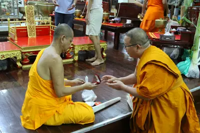 ประมวลภาพพิธีอธิษฐานจิตเดี่ยว หลวงพ่ออิฏฐ์ วัดจุฬามณี ปี ๒๕๕๙