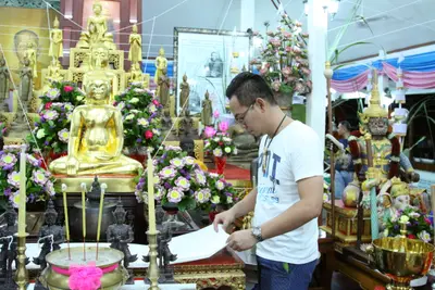 ประมวลภาพพิธีอธิษฐานจิตเดี่ยว หลวงพ่ออิฏฐ์ วัดจุฬามณี ปี ๒๕๕๙