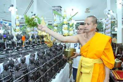 ประมวลภาพพิธีอธิษฐานจิตเดี่ยว หลวงพ่ออิฏฐ์ วัดจุฬามณี ปี ๒๕๕๙