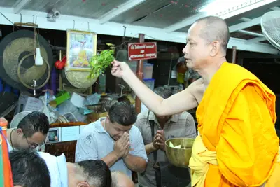 ประมวลภาพพิธีอธิษฐานจิตเดี่ยว หลวงพ่ออิฏฐ์ วัดจุฬามณี ปี ๒๕๕๙