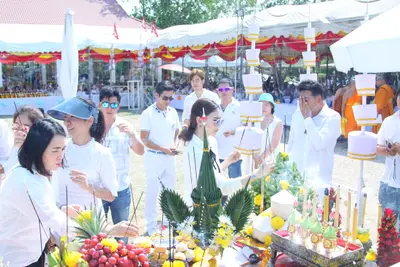 ประมวลภาพพิธีหล่อองค์ท้าวเวสสุวรรณองค์ใหญ่ วัดจุฬามณี ปี ๒๕๖๐