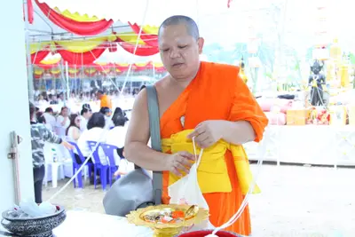 ประมวลภาพพิธีหล่อองค์ท้าวเวสสุวรรณองค์ใหญ่ วัดจุฬามณี ปี ๒๕๖๐