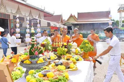 ประมวลภาพพิธีพุทธาภิเษกเหรียญเสมาบรมครู ท้าวเวสสุวรรณโณ รุ่นสร้างบารมี วัดจุฬามณี ปี ๒๕๖๐