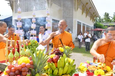 ประมวลภาพพิธีพุทธาภิเษกเหรียญเสมาบรมครู ท้าวเวสสุวรรณโณ รุ่นสร้างบารมี วัดจุฬามณี ปี ๒๕๖๐