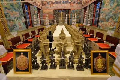 ประมวลภาพพิธีพุทธาภิเษกเหรียญเสมาบรมครู ท้าวเวสสุวรรณโณ รุ่นสร้างบารมี วัดจุฬามณี ปี ๒๕๖๐