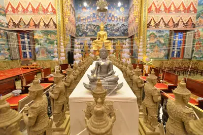 ประมวลภาพพิธีพุทธาภิเษกเหรียญเสมาบรมครู ท้าวเวสสุวรรณโณ รุ่นสร้างบารมี วัดจุฬามณี ปี ๒๕๖๐