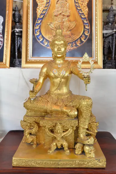 ประมวลภาพพิธีพุทธาภิเษกเหรียญเสมาบรมครู ท้าวเวสสุวรรณโณ รุ่นสร้างบารมี วัดจุฬามณี ปี ๒๕๖๐
