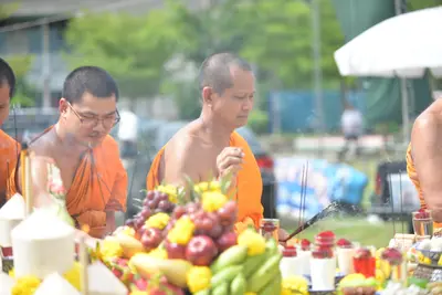 ประมวลภาพพิธีพุทธาภิเษกเหรียญเสมาบรมครู ท้าวเวสสุวรรณโณ รุ่นสร้างบารมี วัดจุฬามณี ปี ๒๕๖๐