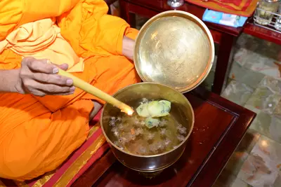ประมวลภาพพิธีพุทธาภิเษกเหรียญเสมาบรมครู ท้าวเวสสุวรรณโณ รุ่นสร้างบารมี วัดจุฬามณี ปี ๒๕๖๐