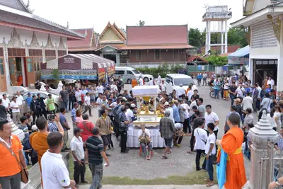 ประมวลภาพพิธีพุทธาภิเษกเหรียญเสมาบรมครู ท้าวเวสสุวรรณโณ รุ่นสร้างบารมี วัดจุฬามณี ปี ๒๕๖๐