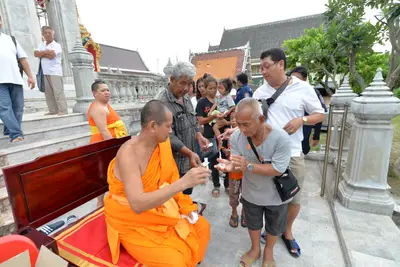 ประมวลภาพพิธีพุทธาภิเษกเหรียญเสมาบรมครู ท้าวเวสสุวรรณโณ รุ่นสร้างบารมี วัดจุฬามณี ปี ๒๕๖๐