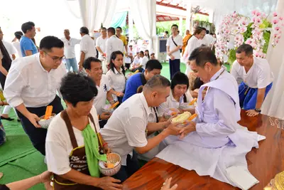 ประมวลภาพงานอายุวัฒนมงคล ๖๓ ปี หลวงพ่ออิฏฐ์ และพิธีครอบครูบูรพาจารย์ วัดจุฬามณี ปี ๒๕๖๒