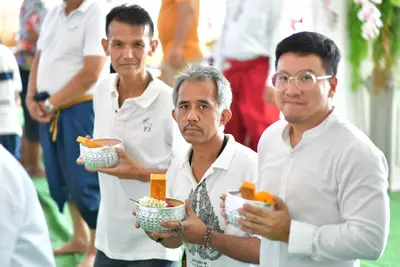 ประมวลภาพงานอายุวัฒนมงคล ๖๓ ปี หลวงพ่ออิฏฐ์ และพิธีครอบครูบูรพาจารย์ วัดจุฬามณี ปี ๒๕๖๒