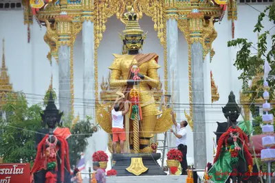ประมวลภาพพิธีเททองหล่อองค์ท้าวเวสสุวรรณ ๗ องค์ วัดจุฬามณี ปี ๒๕๖๒