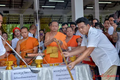 ประมวลภาพพิธีเททองหล่อองค์ท้าวเวสสุวรรณ ๗ องค์ วัดจุฬามณี ปี ๒๕๖๒