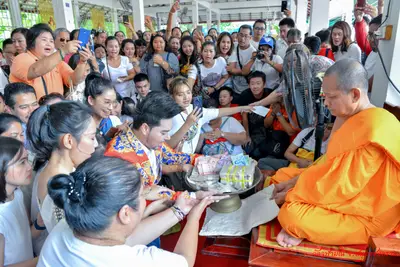 ประมวลภาพพิธีเททองหล่อองค์ท้าวเวสสุวรรณ ๗ องค์ วัดจุฬามณี ปี ๒๕๖๒