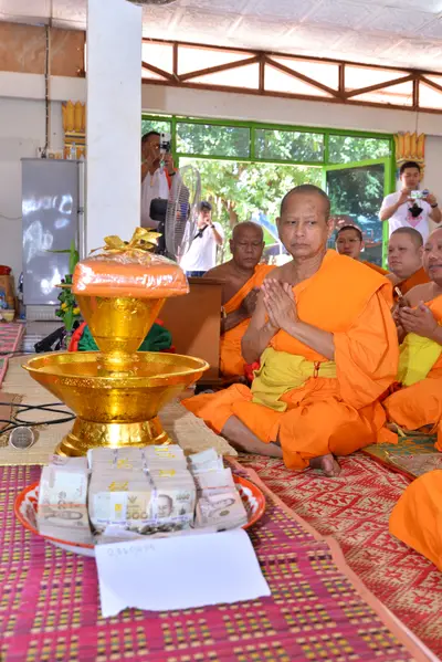 ประมวลภาพงานทอดกฐินสามัคคี วัดศรีสง่า ปี ๒๕๖๓
