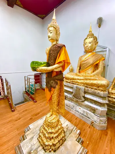 ประมวลภาพพิธีบวงสรวงองค์หลวงพ่อบ้านแหลม ปี ๒๕๖๔