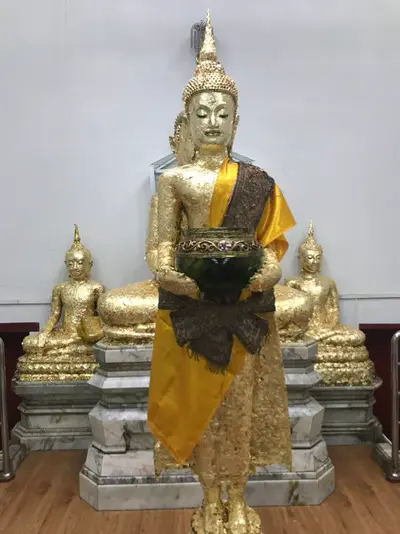 ประมวลภาพพิธีบวงสรวงองค์หลวงพ่อบ้านแหลม ปี ๒๕๖๔