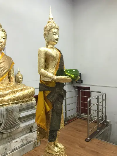 ประมวลภาพพิธีบวงสรวงองค์หลวงพ่อบ้านแหลม ปี ๒๕๖๔