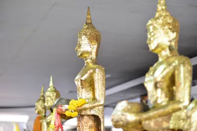 ประมวลภาพพิธีบวงสรวงองค์หลวงพ่อบ้านแหลม ปี ๒๕๖๔