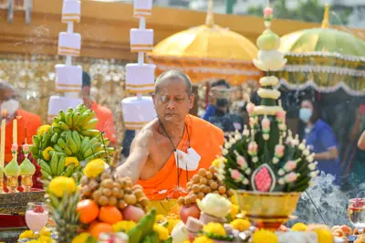 ประมวลภาพพิธีบวงสรวงองค์หลวงพ่อบ้านแหลม ปี ๒๕๖๔