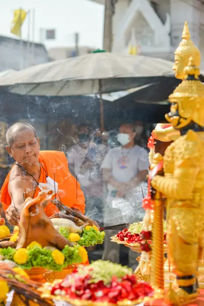 ประมวลภาพพิธีบวงสรวงองค์หลวงพ่อบ้านแหลม ปี ๒๕๖๔