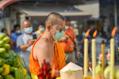 ประมวลภาพพิธีบวงสรวงองค์หลวงพ่อบ้านแหลม ปี ๒๕๖๔