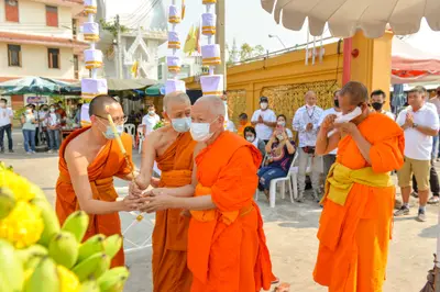 ประมวลภาพพิธีบวงสรวงองค์หลวงพ่อบ้านแหลม ปี ๒๕๖๔