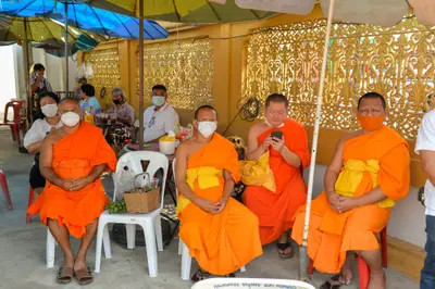 ประมวลภาพพิธีบวงสรวงองค์หลวงพ่อบ้านแหลม ปี ๒๕๖๔
