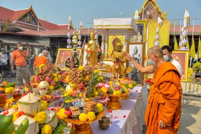 ประมวลภาพพิธีบวงสรวงองค์หลวงพ่อบ้านแหลม ปี ๒๕๖๔