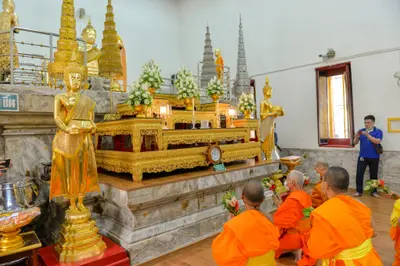 ประมวลภาพพิธีบวงสรวงองค์หลวงพ่อบ้านแหลม ปี ๒๕๖๔
