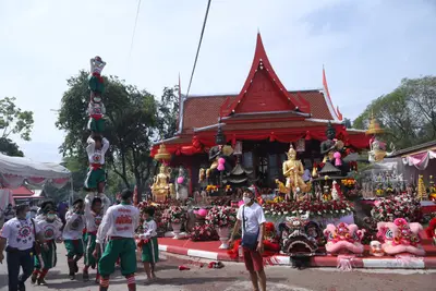 ประมวลภาพพิธียกฉัตรและบวงสรวงสมโภช วัดจุฬามณี ปี ๒๕๖๔