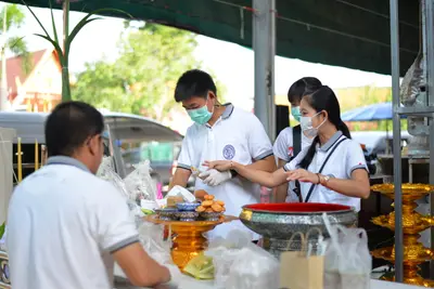 ประมวลภาพพิธีพุทธาภิเษกเหรียญหลวงพ่อโสธร ประทับหลังท้าวเวสสุวรรณโณ ปี ๒๕๖๔