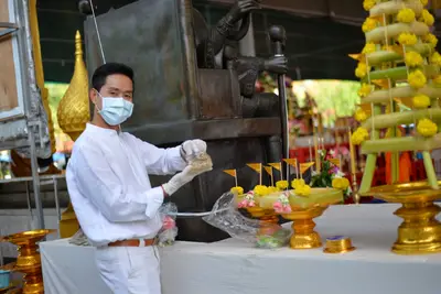ประมวลภาพพิธีพุทธาภิเษกเหรียญหลวงพ่อโสธร ประทับหลังท้าวเวสสุวรรณโณ ปี ๒๕๖๔