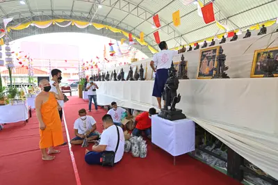 ประมวลภาพพิธีพุทธาภิเษกเหรียญหลวงพ่อโสธร ประทับหลังท้าวเวสสุวรรณโณ ปี ๒๕๖๔