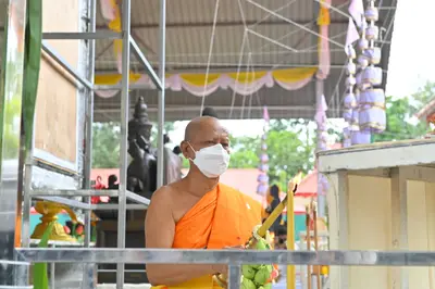 ประมวลภาพพิธีพุทธาภิเษกเหรียญหลวงพ่อโสธร ประทับหลังท้าวเวสสุวรรณโณ ปี ๒๕๖๔