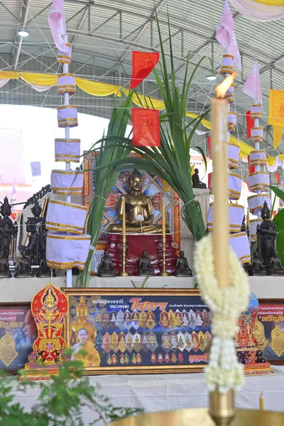 ประมวลภาพพิธีพุทธาภิเษกเหรียญหลวงพ่อโสธร ประทับหลังท้าวเวสสุวรรณโณ ปี ๒๕๖๔